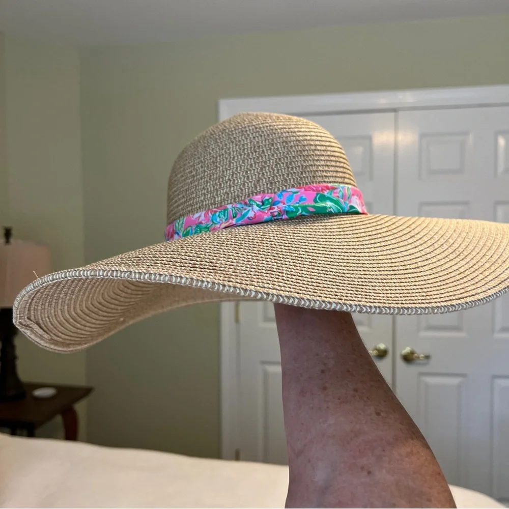 Lilly Pulitzer straw hat Journey to the Jungle